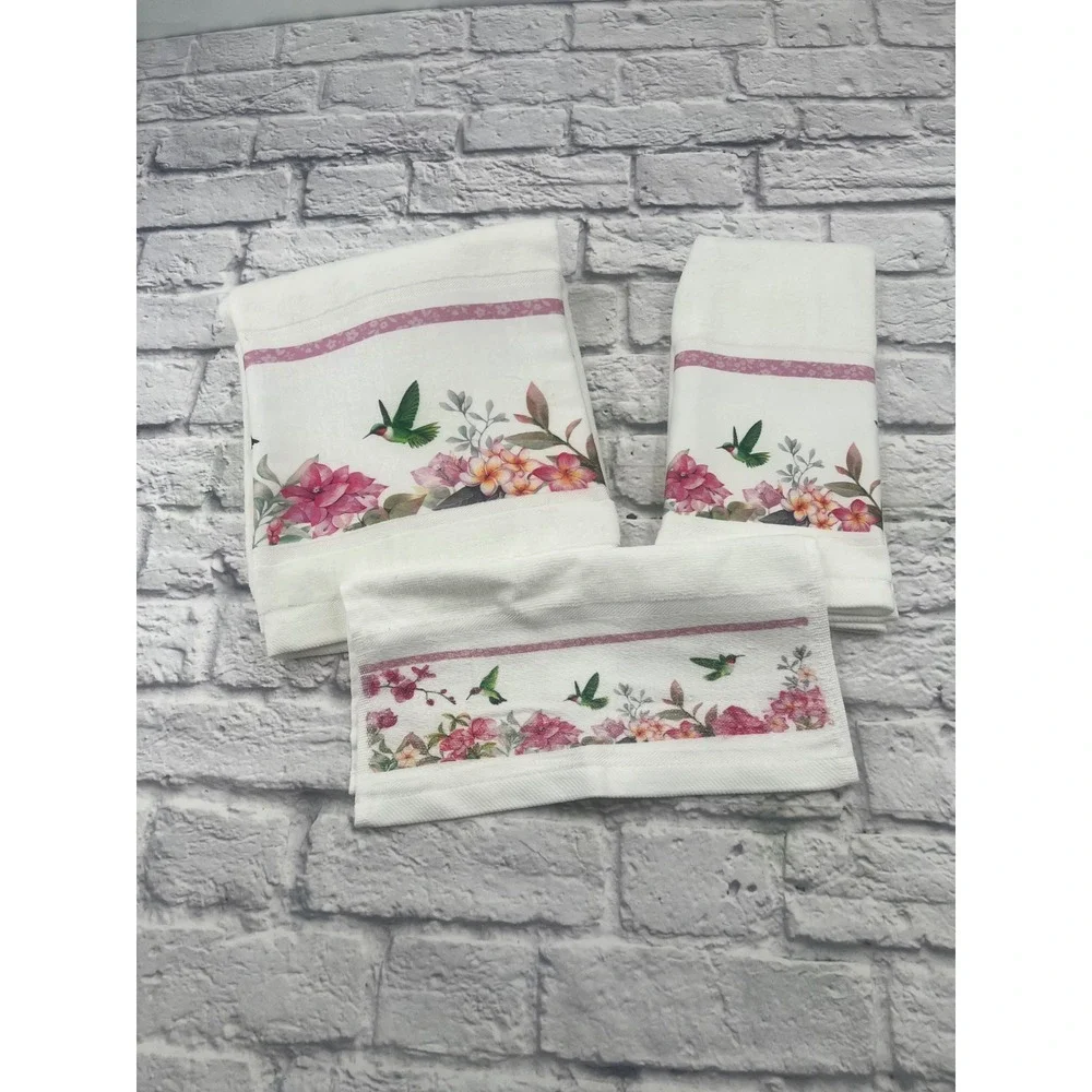 Hummingbird Floral Bath Towel Set 3 Piece White Pink Cotton Blend Decorative